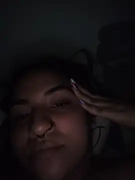 LorenMishelle online show from 13, 5, 2026