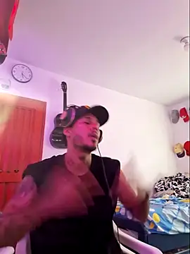 Snapshot of boyzac_ chatting on 28, 5, 2026 boyzac online show from 28, 5, 2026