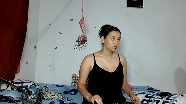 Snapshot of Luisa_queendirty chatting on 16, 5, 2026 Luisa queendirty online show from 16, 5, 2026