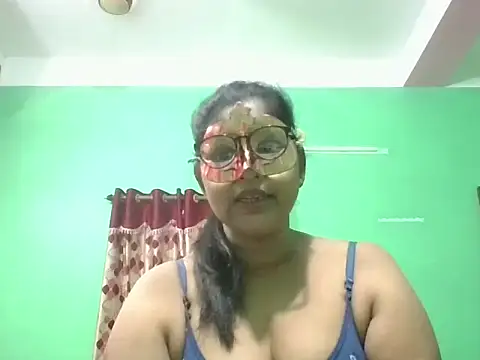 Snapshot of Kavya17 chatting on 11, 6, 2026 Kavya17 online show from 11, 6, 2026