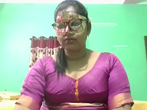 Snapshot of Kavya17 chatting on 11, 6, 2026 Kavya17 online show from 11, 6, 2026