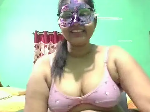 Snapshot of Kavya17 chatting on 19, 6, 2026 Kavya17 online show from 19, 6, 2026