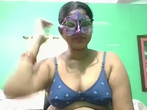Snapshot of Kavya17 chatting on 30, 6, 2026 Kavya17 online show from 30, 6, 2026