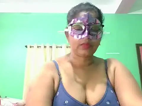 Snapshot of Kavya17 chatting on 12, 7, 2026 Kavya17 online show from 12, 7, 2026