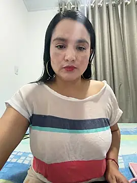 Snapshot of rousee69_ chatting on 5, 6, 2026 rousee69 online show from 5, 6, 2026