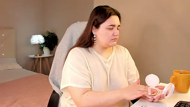 Snapshot of Ayleen_Gece chatting on 20, 5, 2026 Ayleen Gece online show from 20, 5, 2026