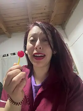Snapshot of LacoloVCp chatting on 6, 8, 2026 LacoloVCp online show from 6, 8, 2026