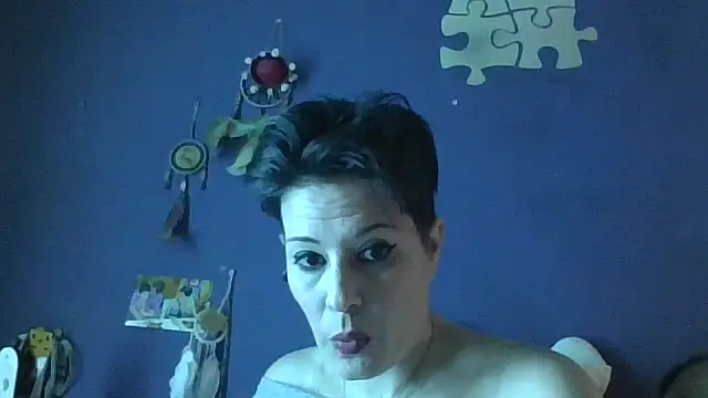 Snapshot of Estrella_40 chatting on 17, 5, 2026 Estrella 40 online show from 17, 5, 2026