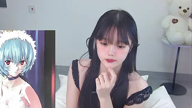 Evil-Bunny007 online show from 3, 6, 2026