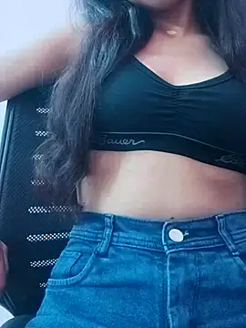 Snapshot of sexy_rubina89 chatting on 15, 5, 2026 sexy rubina89 online show from 15, 5, 2026