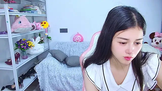 Snapshot of QinQin-888 chatting on 14, 6, 2026 QinQin-888 online show from 14, 6, 2026