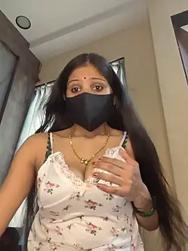Snapshot of kaira_noty chatting on 23, 6, 2026 kaira noty online show from 23, 6, 2026
