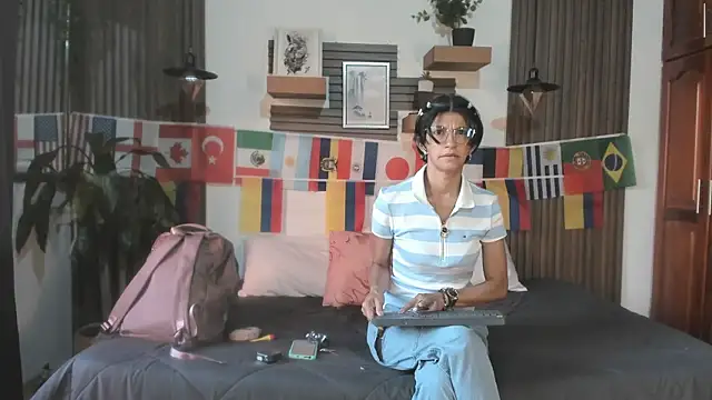 Snapshot of Evaa_campbell chatting on 6, 7, 2026 Evaa campbell online show from 6, 7, 2026