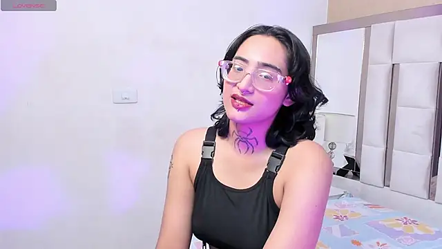 Snapshot of Spider_WebbedX chatting on 27, 6, 2026 Spider WebbedX online show from 27, 6, 2026