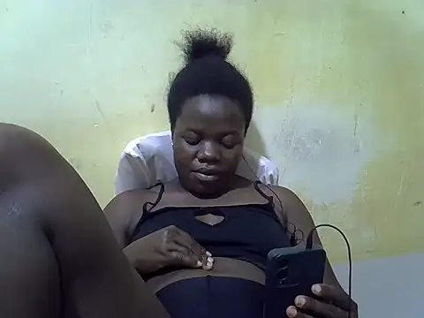 Snapshot of Ebony_cuttiey chatting on 16, 6, 2026 Ebony cuttiey online show from 16, 6, 2026