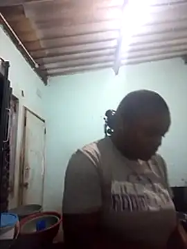 Snapshot of Disneyyu chatting on 23, 6, 2026 Disneyyu online show from 23, 6, 2026