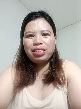 -Yeyi- online show from 6, 6, 2026