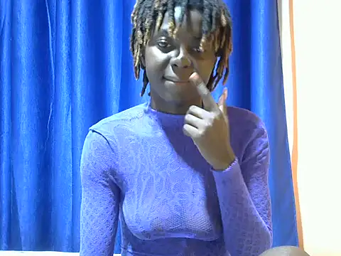 Snapshot of dolly_lioness chatting on 17, 7, 2026 dolly lioness online show from 17, 7, 2026