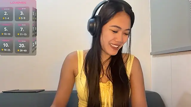 Snapshot of GraciaMutters chatting on 15, 5, 2026 GraciaMutters online show from 15, 5, 2026