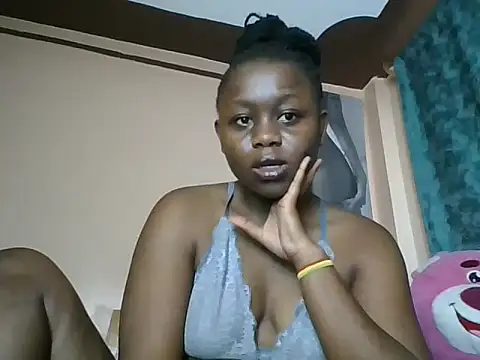 Snapshot of charm-girly chatting on 19, 5, 2026 charm-girly online show from 19, 5, 2026