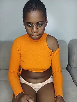 Snapshot of softglamqueen chatting on 22, 6, 2026 softglamqueen online show from 22, 6, 2026