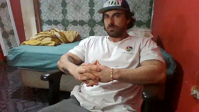 Snapshot of Sarado_Tesudo chatting on 3, 6, 2026 Sarado Tesudo online show from 3, 6, 2026