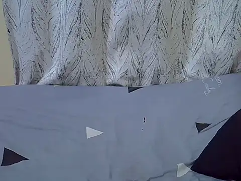 Snapshot of petite_pretti chatting on 3, 6, 2026 petite pretti online show from 3, 6, 2026