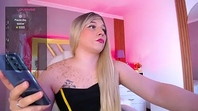 Tiffany Valentiine online show from 4, 6, 2026
