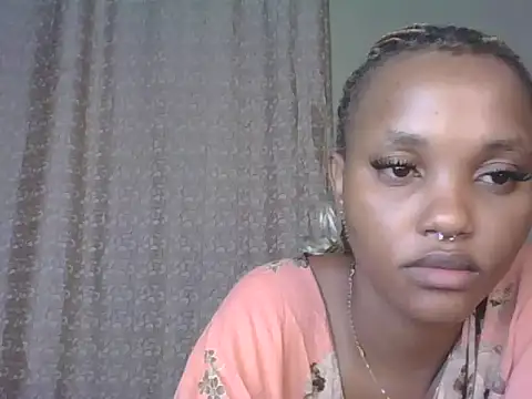Snapshot of PrettyT5 chatting on 28, 6, 2026 PrettyT5 online show from 28, 6, 2026