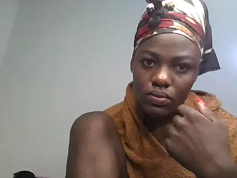 Hot Berry18 online show from 18, 5, 2026