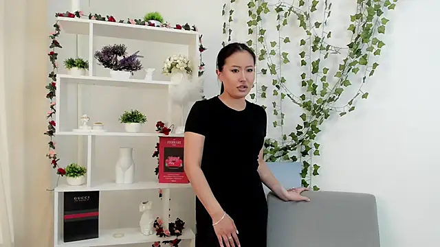 LaritaLevell online show from 22, 5, 2026