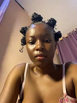 Snapshot of SassyPaulette chatting on 26, 6, 2026 SassyPaulette online show from 26, 6, 2026