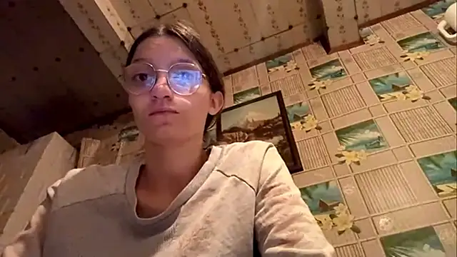 SparkleJebb online show from 4, 7, 2026