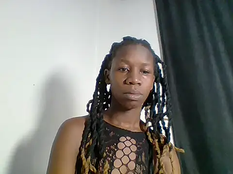 Snapshot of kee_vigin chatting on 3, 6, 2026 kee vigin online show from 3, 6, 2026