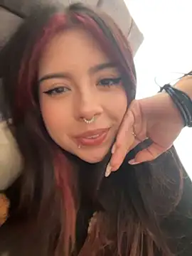 Snapshot of softdoll-_ chatting on 24, 6, 2026 softdoll- online show from 24, 6, 2026