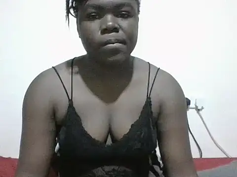 Snapshot of evethegurl chatting on 18, 6, 2026 evethegurl online show from 18, 6, 2026