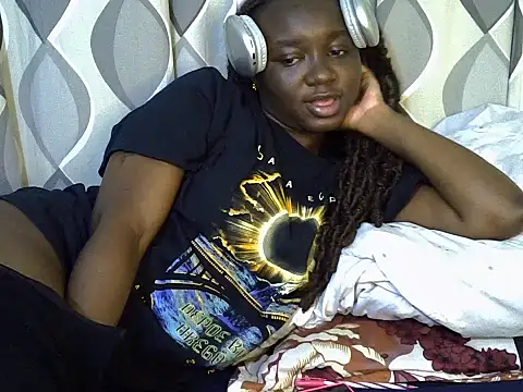 Snapshot of cute_gee5 chatting on 24, 6, 2026 cute gee5 online show from 24, 6, 2026