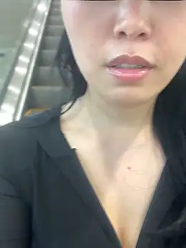 Snapshot of lylxili chatting on 25, 5, 2026 lylxili online show from 25, 5, 2026