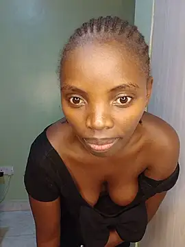 Alianamilly0 online show from 17, 5, 2026