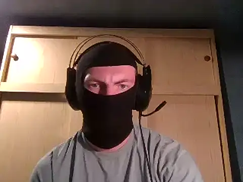 Snapshot of beuker22 chatting on 23, 7, 2026 beuker22 online show from 23, 7, 2026