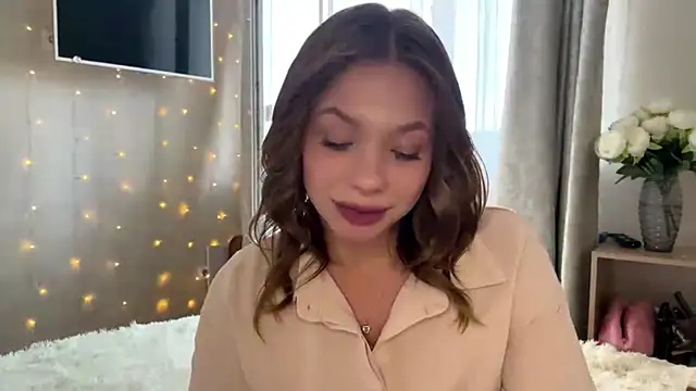 Lia be mine online show from 3, 7, 2026