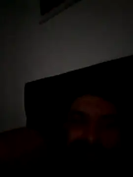 Snapshot of vahy43 chatting on 24, 5, 2026 vahy43 online show from 24, 5, 2026