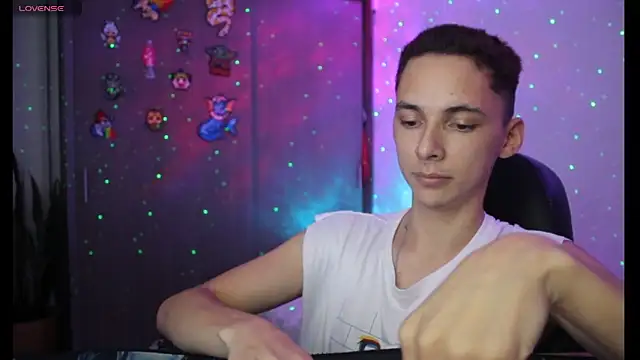 Snapshot of archi_love chatting on 5, 2, 2025 archi love online show from 5, 2, 2025