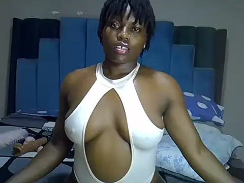 Snapshot of melanin_moon chatting on 30, 5, 2026 melanin moon online show from 30, 5, 2026