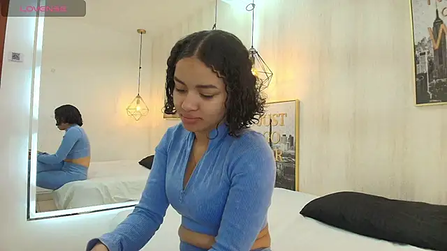 Snapshot of Baby_curly chatting on 13, 7, 2026 Baby curly online show from 13, 7, 2026