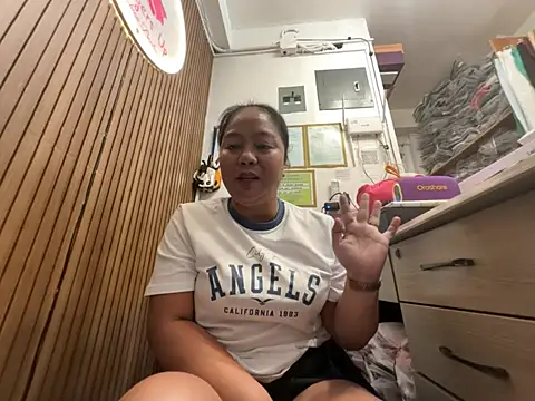 Snapshot of asian_milfpinay chatting on 6, 7, 2026 asian milfpinay online show from 6, 7, 2026