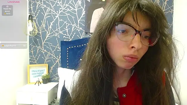 Snapshot of Allyshon_ chatting on 5, 6, 2026 Allyshon online show from 5, 6, 2026