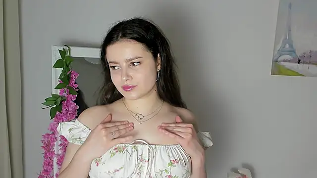 Snapshot of rizz_caprice_ chatting on 19, 5, 2026 rizz caprice online show from 19, 5, 2026
