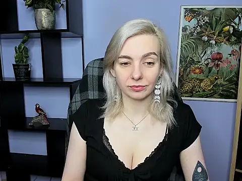 velvetanne online show from 25, 5, 2026