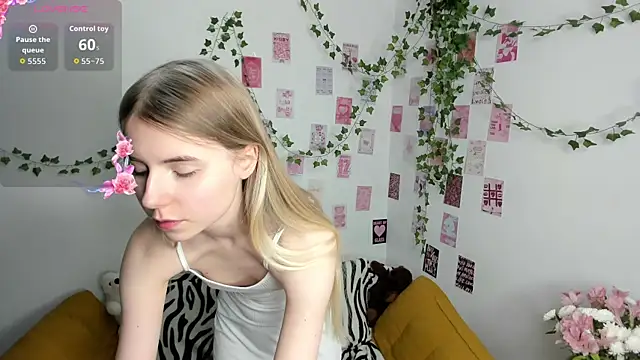Snapshot of Honey_Lia chatting on 10, 6, 2026 Honey Lia online show from 10, 6, 2026